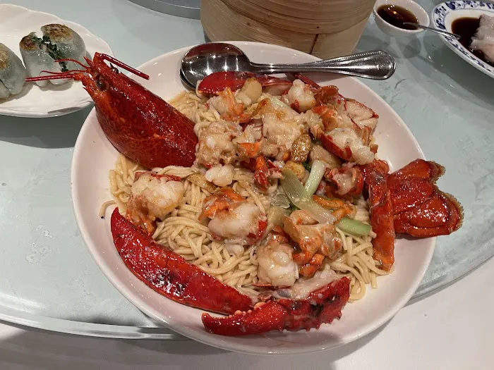 Tai Pan 4