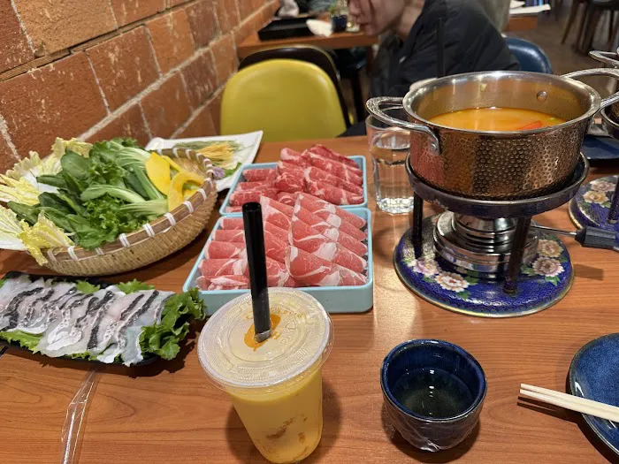 HE&C Tea + Pot 3