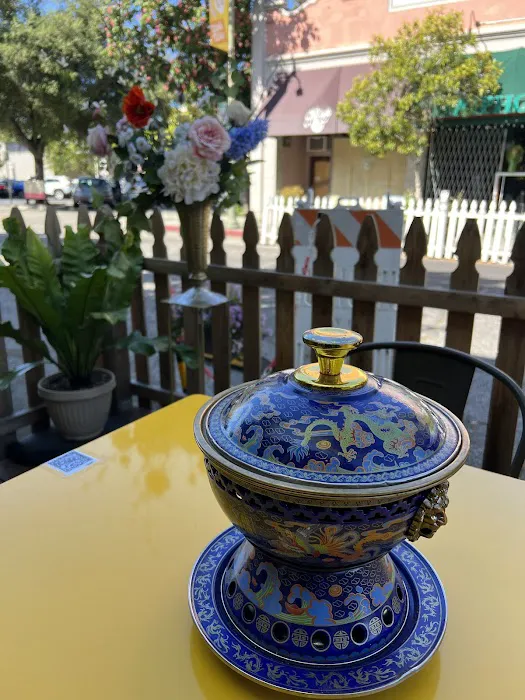 HE&C Tea + Pot 2