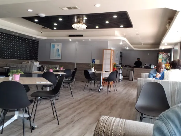 Lotus Restaurant 7