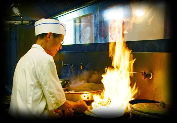 Wok 'N Roll Chinese Cafe 10
