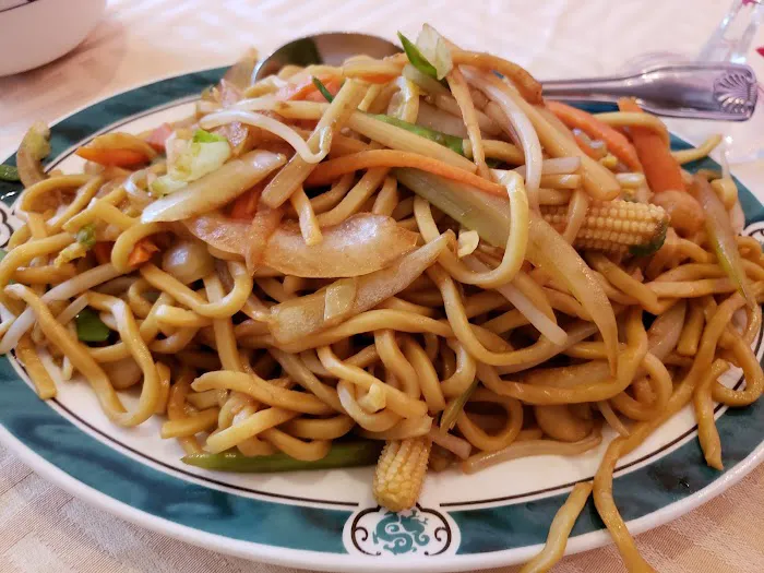 Magic Wok Restaurant 3