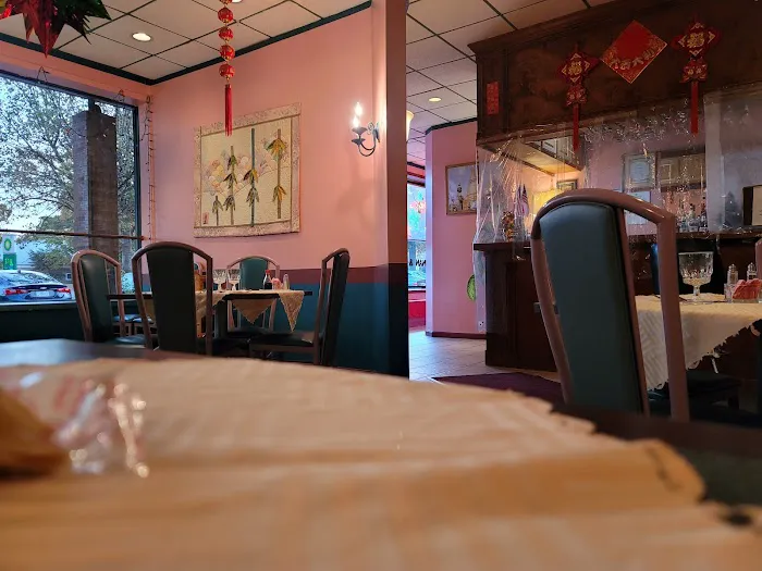 Magic Wok Restaurant 6