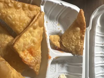 Yum's Express 0