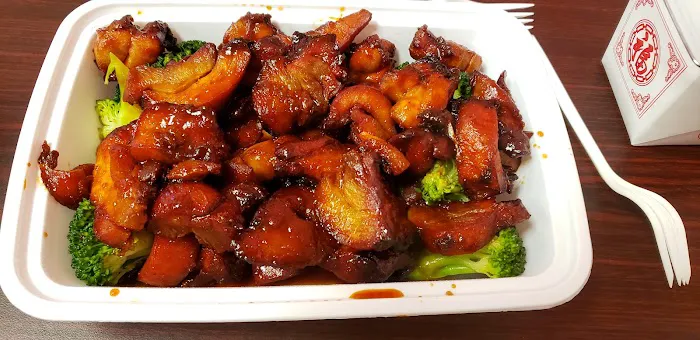 Lee's Wok 4