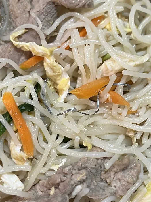 Feng's Kitchen 8