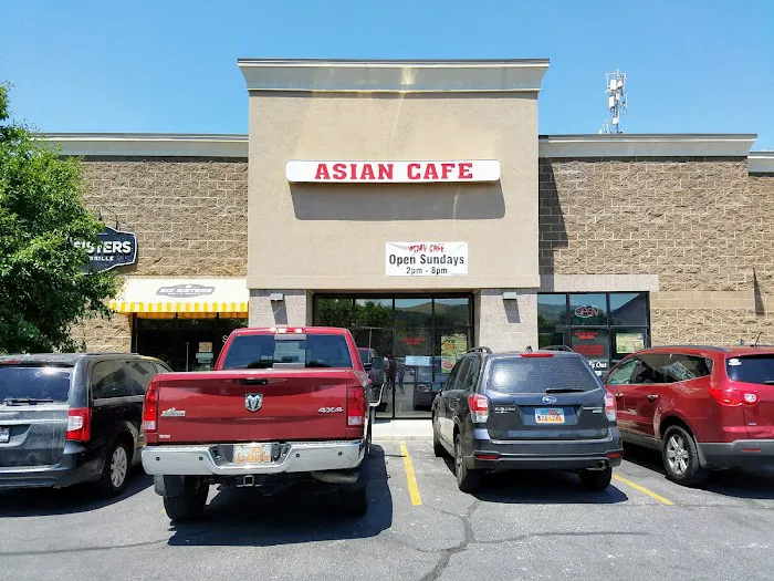 ASIAN CAFE 9