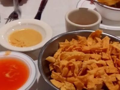 Lychee Garden Chinese Restaurant 0