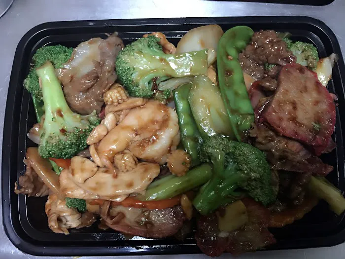 Ruby Chen's 8