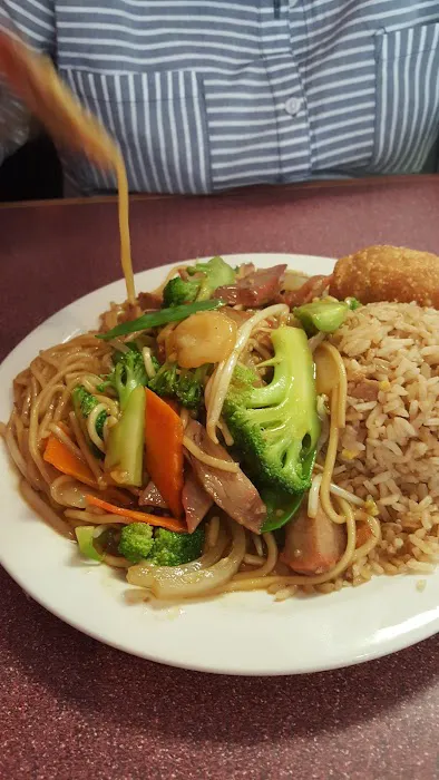 Bruce's Chinese Kitchen 4