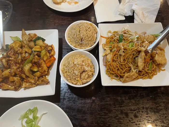 Jade Ly Asian Bistro 3