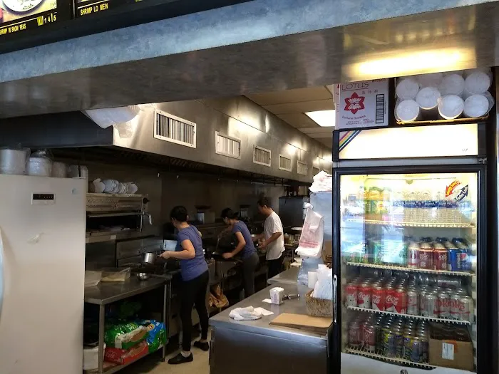 Chen's Wok 3