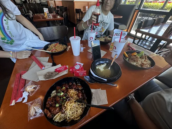 Pei Wei Asian Express 6