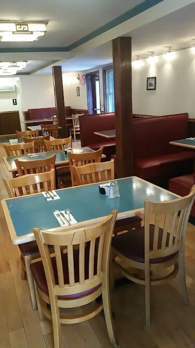 Lee's Asian Gourmet 1