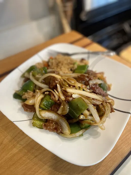 Lee's Asian Gourmet 5