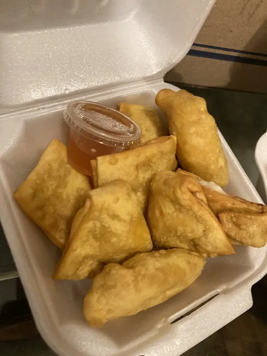 Lee's Asian Gourmet 7