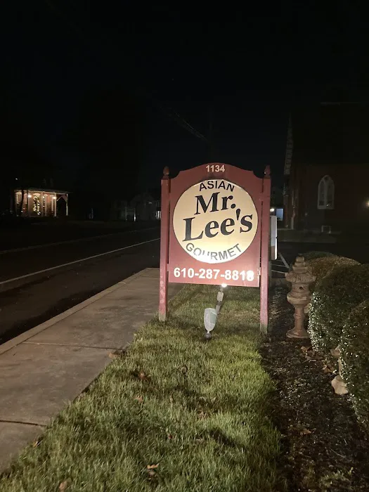 Lee's Asian Gourmet 6