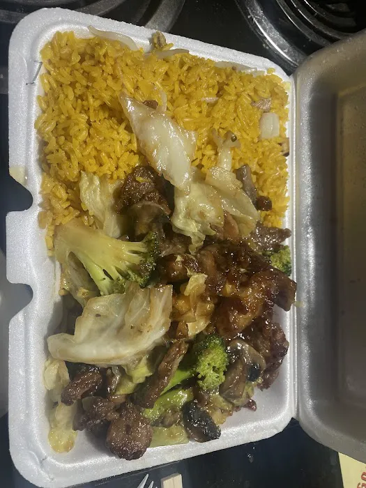 GOLDEN DRAGON CHINESE RESTAURANT 9