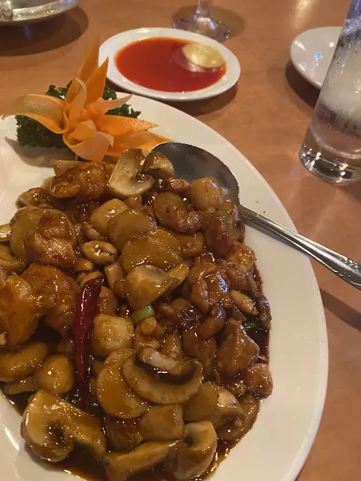 Wu's Fine Chinese Cuisine 7