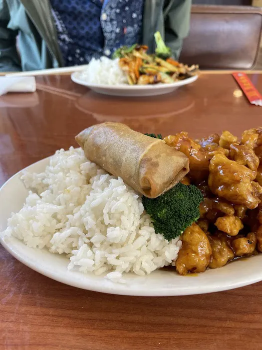 He5 Asian Bistro 5
