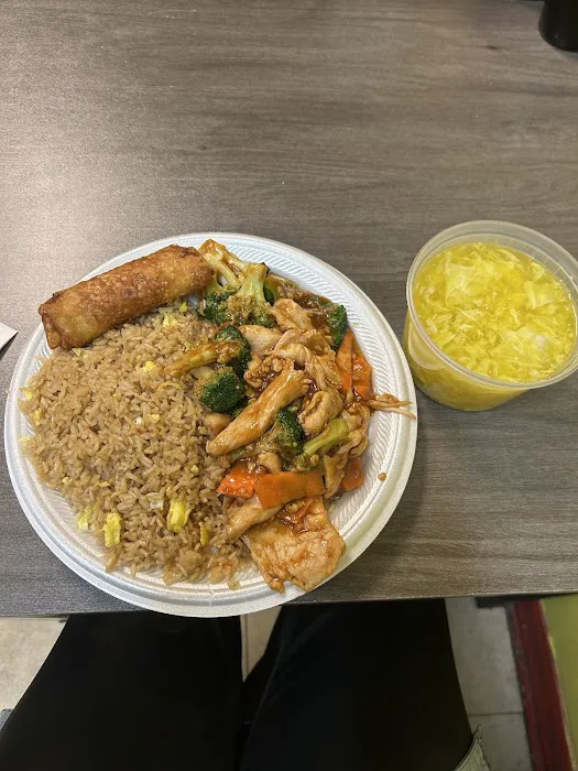 Run & Run Chinese Restaurant 1