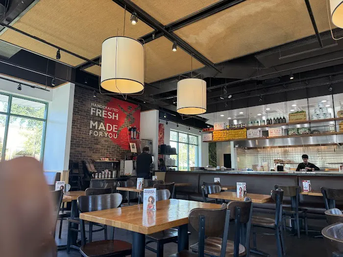 Pei Wei Asian Kitchen 4