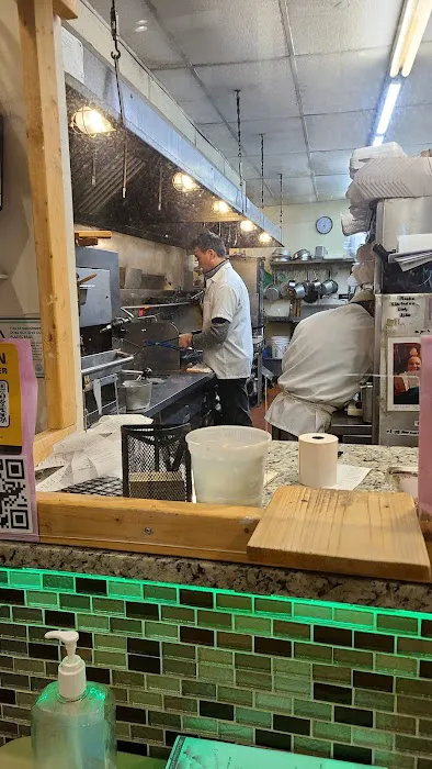 May's Cafe 10