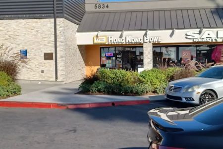 Hong Kong Bowl & La Fried Chicken