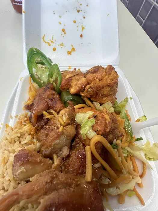 Hong Kong Bowl & La Fried Chicken 7