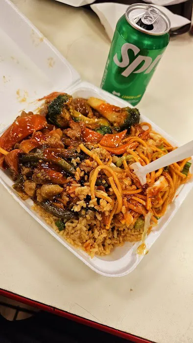 Hong Kong Bowl & La Fried Chicken 4