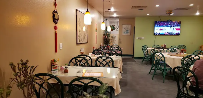Emerald Garden Restaurant 4