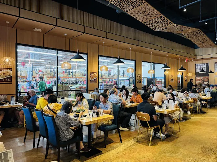 Mama Lu’s Dumpling House 3