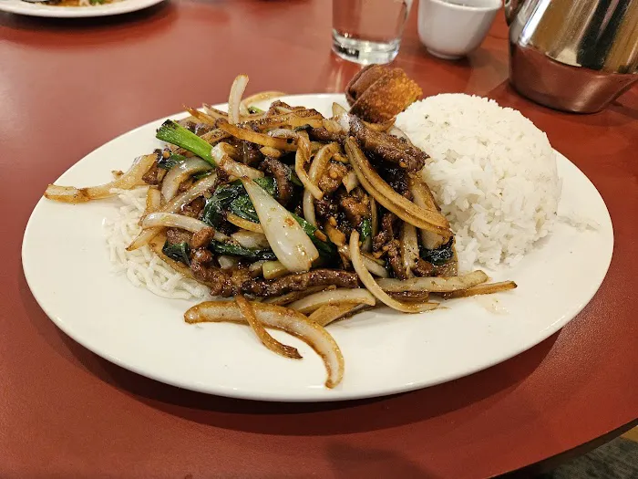 Yen Ching Restaurant 10