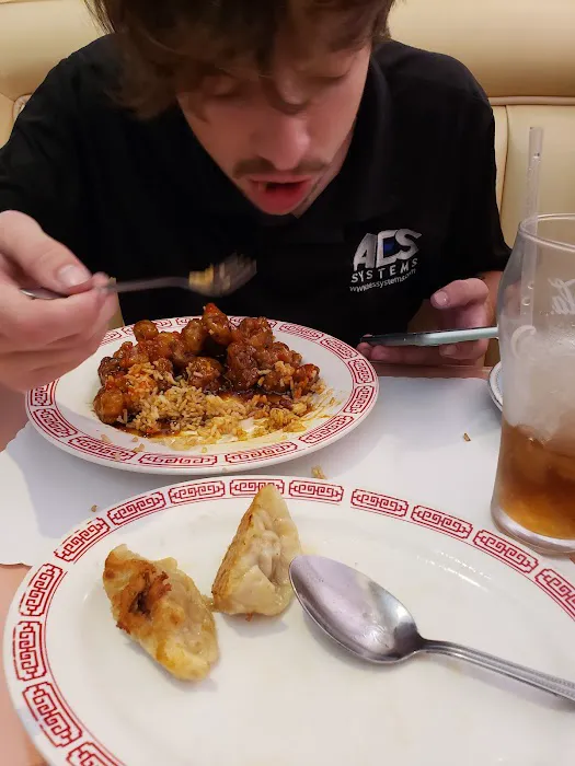 Peking Kitchen 7