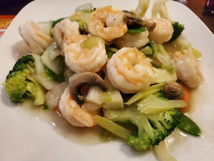Wok Cuisine Chinese Restaurant & Sushi Bar 7
