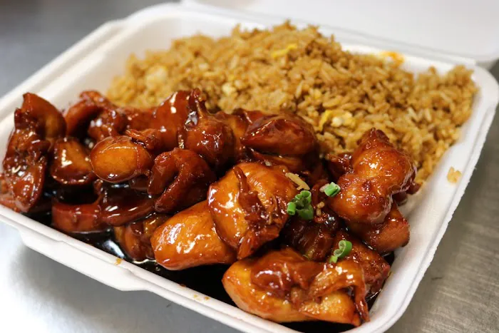 Yummy Chinese Restaurant 10
