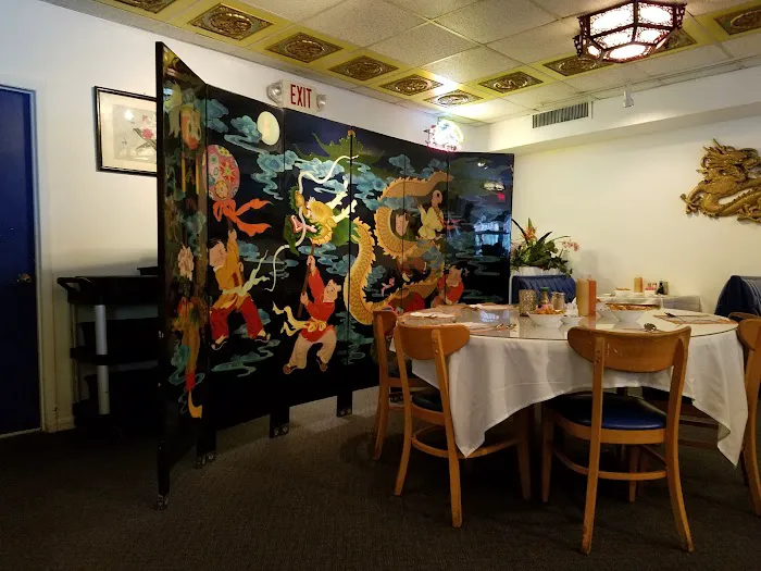 Su's Garden Chinese Restaurant 6