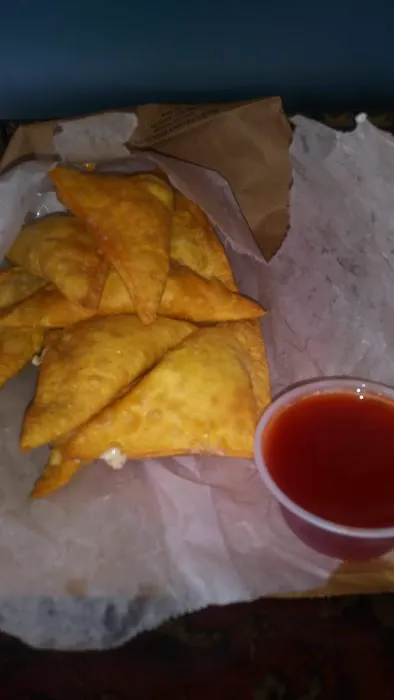 Happy Wok Chinese Restaurant 4