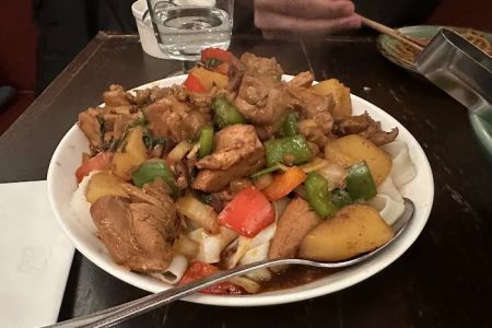 Jiang's Kitchen 疆湖 - Halal Chinese Food