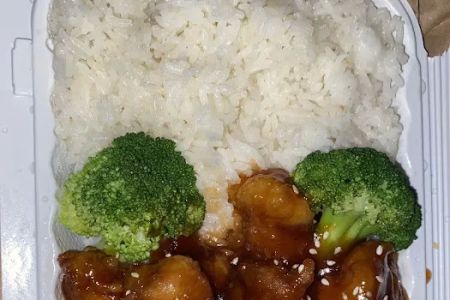 Lee's Chinese Kitchen