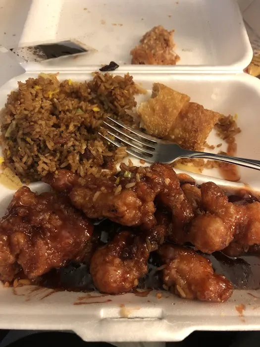 New King Yen Chinese Restaurant 7