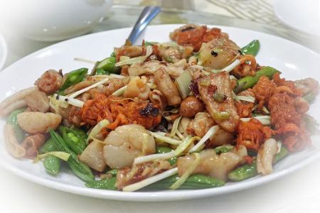 New Farmhouse Eatery Inc. 新农家菜
