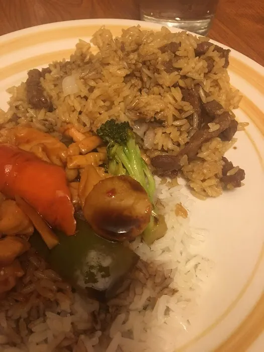 Yummi Yummi Chinese Restaurant 5