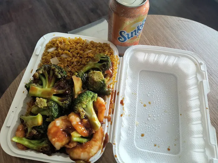 Lucky House Chinese Carry Out 9