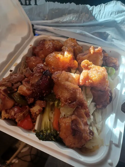 Little Chef Asian Kitchen 6