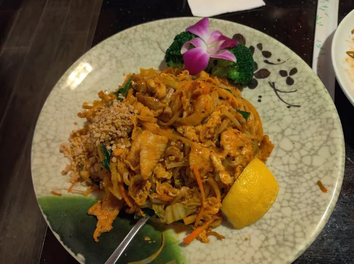 Sunrise Asian Cuisine Restaurant 9