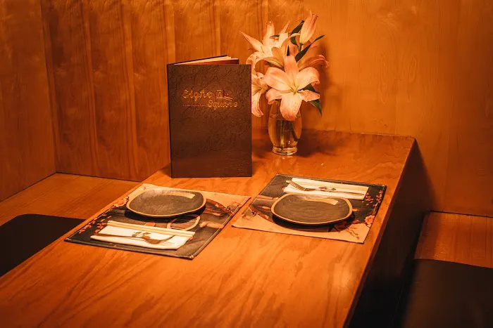Eight Square 八方 - Chinese, Sushi & Bar 3