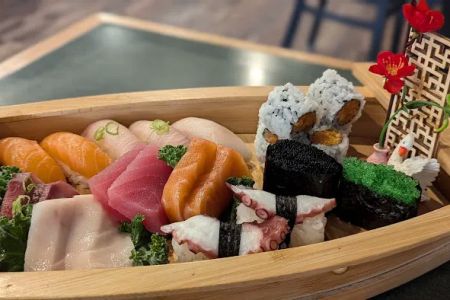 YAO Sushi Bar & Asian Cuisine