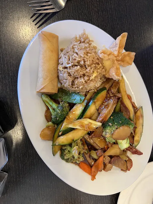 Moon China Bistro 1