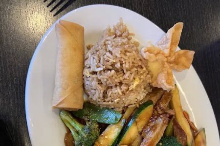 Moon China Bistro